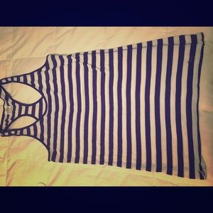 Victoria’s Secret Pink razorback tank